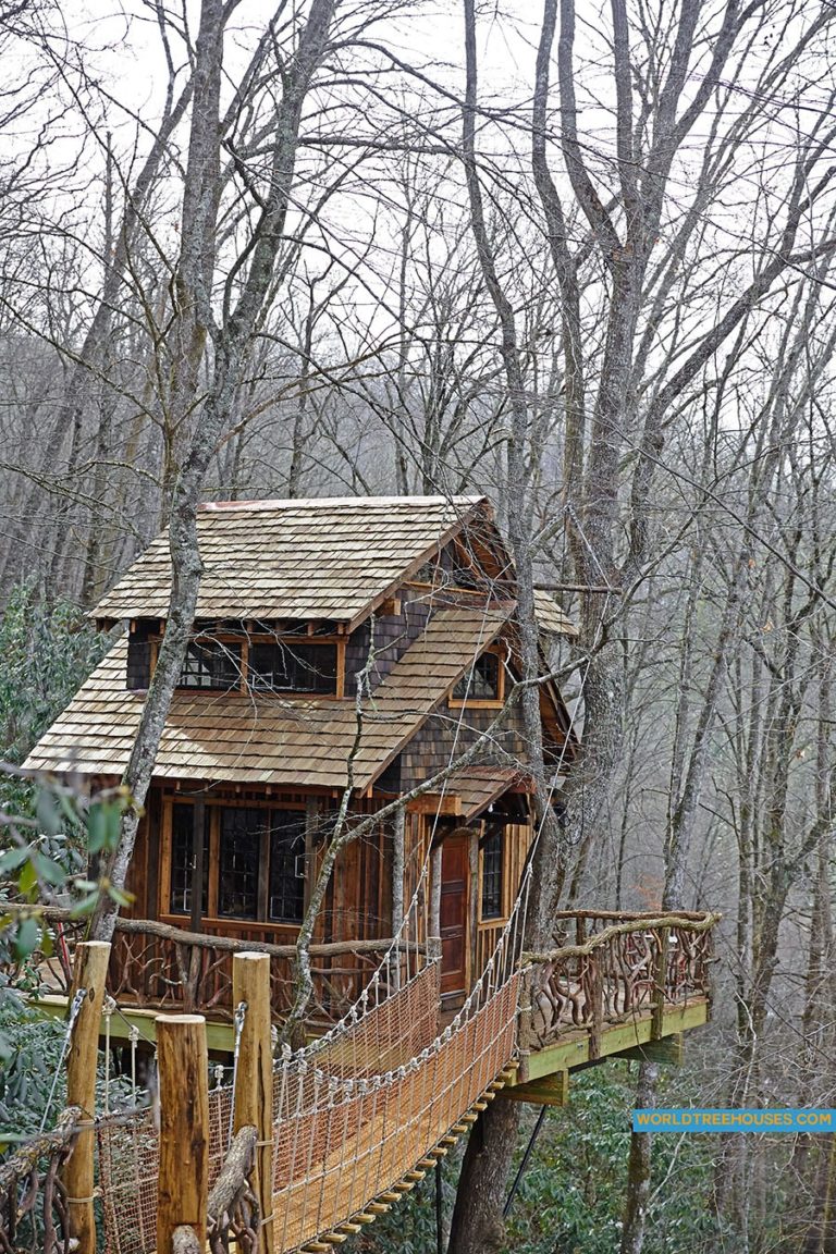 NC tree house builder Panthertown treehouse from above World
