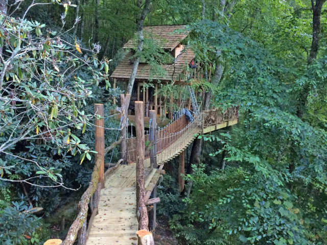 NC tree house builders: Panthertown Treehouse with Bridge 3